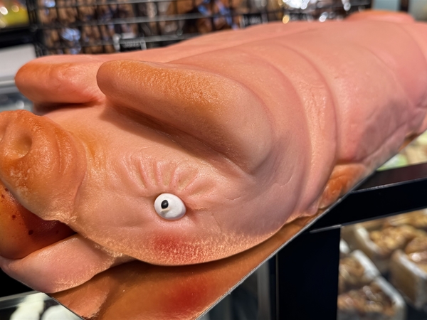 Marsepein snijvarken